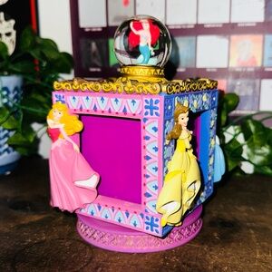 Disney Princess Vintage Spinning Globe Photo Cube